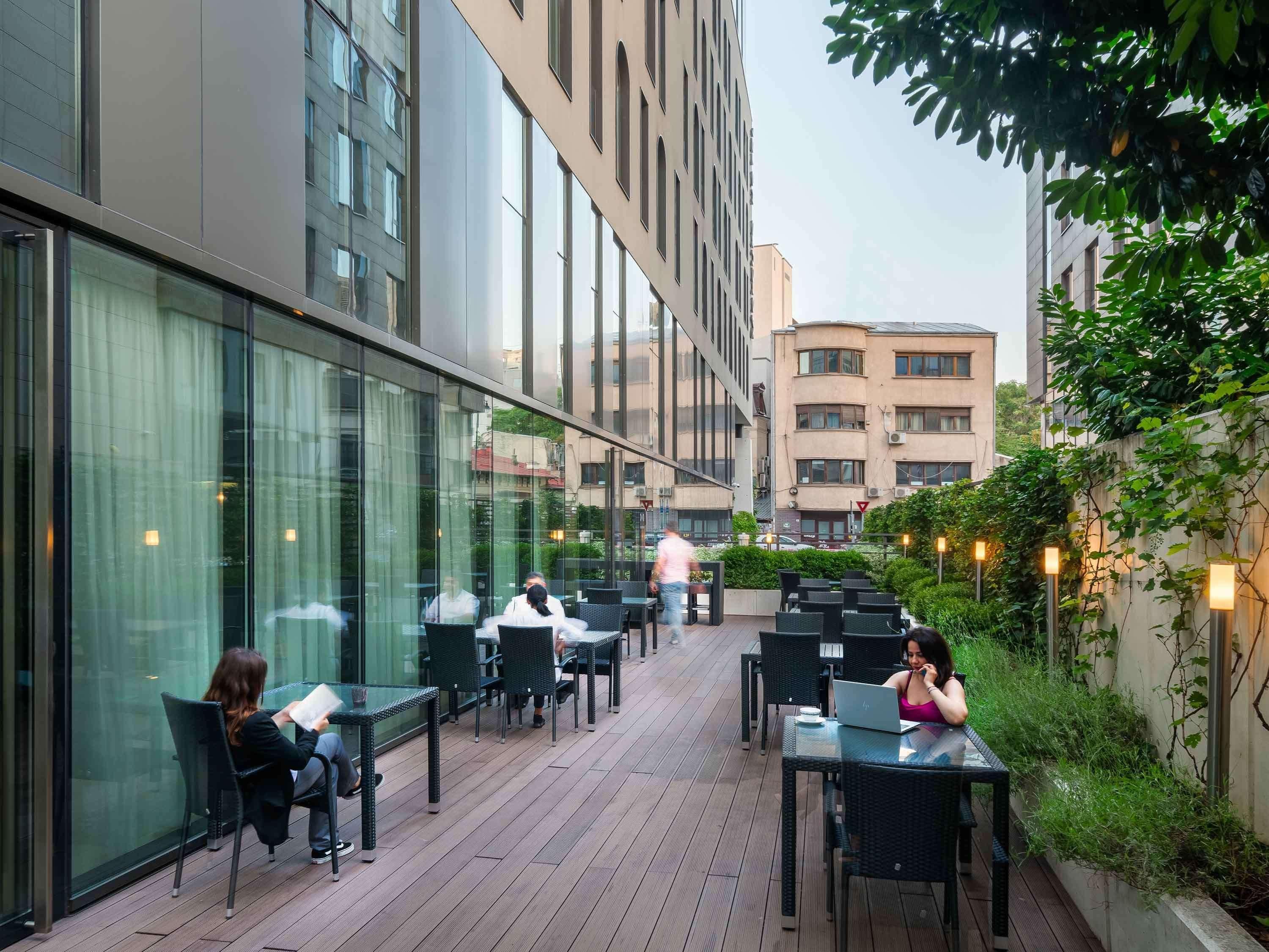 เมอร์เคียว บูคาเรสต์ ซิตี้ เซ็นเตอร์ Hotel ภายนอก รูปภาพ